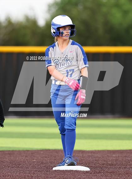 Thumbnail 3 in Joshua vs. Crandall (UIL 5A Region II Bi-District Playoff) photogallery.