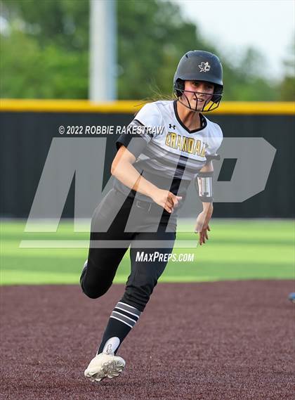 Thumbnail 3 in Joshua vs. Crandall (UIL 5A Region II Bi-District Playoff) photogallery.