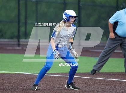 Thumbnail 3 in Joshua vs. Crandall (UIL 5A Region II Bi-District Playoff) photogallery.