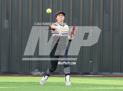 Thumbnail 3 in Joshua vs. Crandall (UIL 5A Region II Bi-District Playoff) photogallery.