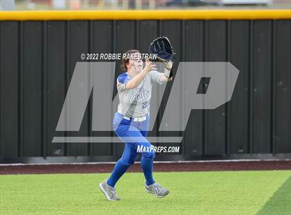Thumbnail 2 in Joshua vs. Crandall (UIL 5A Region II Bi-District Playoff) photogallery.