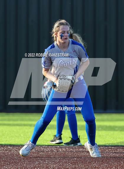 Thumbnail 1 in Joshua vs. Crandall (UIL 5A Region II Bi-District Playoff) photogallery.