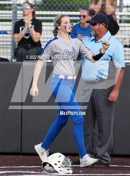 Thumbnail 1 in Joshua vs. Crandall (UIL 5A Region II Bi-District Playoff) photogallery.