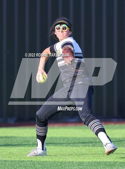 Thumbnail 1 in Joshua vs. Crandall (UIL 5A Region II Bi-District Playoff) photogallery.