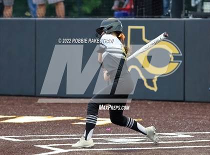 Thumbnail 2 in Joshua vs. Crandall (UIL 5A Region II Bi-District Playoff) photogallery.