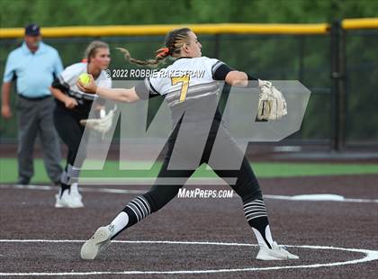 Thumbnail 3 in Joshua vs. Crandall (UIL 5A Region II Bi-District Playoff) photogallery.