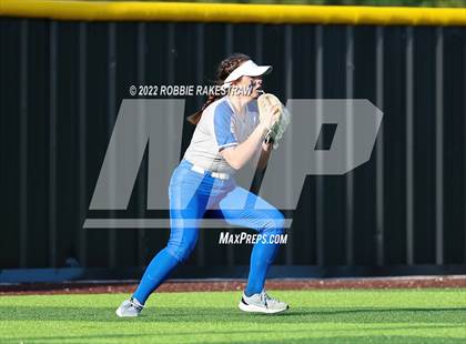 Thumbnail 1 in Joshua vs. Crandall (UIL 5A Region II Bi-District Playoff) photogallery.