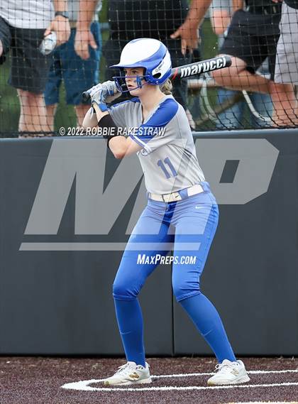 Thumbnail 3 in Joshua vs. Crandall (UIL 5A Region II Bi-District Playoff) photogallery.
