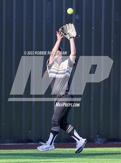 Thumbnail 3 in Joshua vs. Crandall (UIL 5A Region II Bi-District Playoff) photogallery.