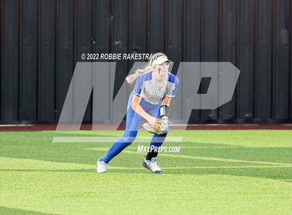 Thumbnail 3 in Joshua vs. Crandall (UIL 5A Region II Bi-District Playoff) photogallery.