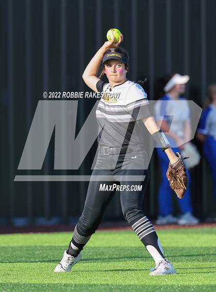 Thumbnail 3 in Joshua vs. Crandall (UIL 5A Region II Bi-District Playoff) photogallery.