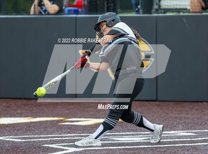 Thumbnail 3 in Joshua vs. Crandall (UIL 5A Region II Bi-District Playoff) photogallery.