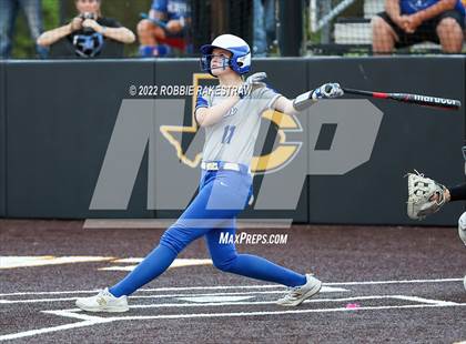Thumbnail 3 in Joshua vs. Crandall (UIL 5A Region II Bi-District Playoff) photogallery.