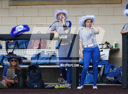 Thumbnail 2 in Joshua vs. Crandall (UIL 5A Region II Bi-District Playoff) photogallery.