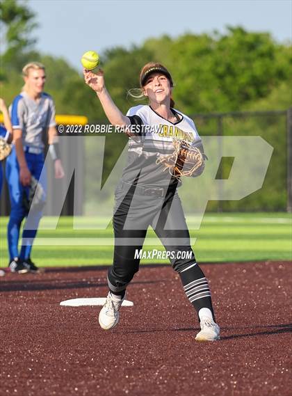 Thumbnail 3 in Joshua vs. Crandall (UIL 5A Region II Bi-District Playoff) photogallery.