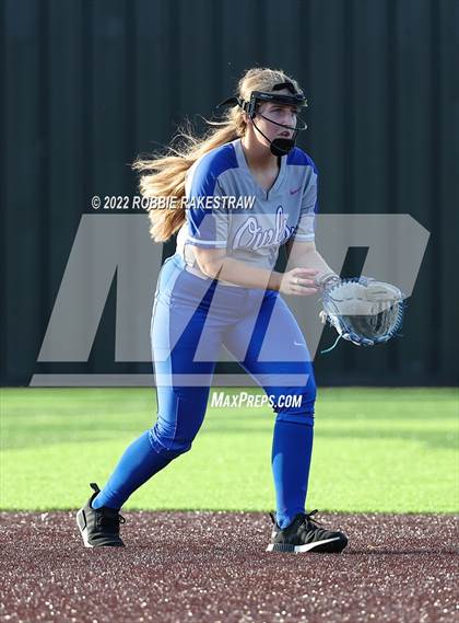 Thumbnail 1 in Joshua vs. Crandall (UIL 5A Region II Bi-District Playoff) photogallery.