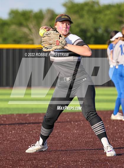 Thumbnail 3 in Joshua vs. Crandall (UIL 5A Region II Bi-District Playoff) photogallery.