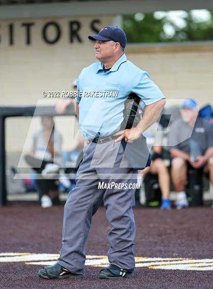 Thumbnail 2 in Joshua vs. Crandall (UIL 5A Region II Bi-District Playoff) photogallery.