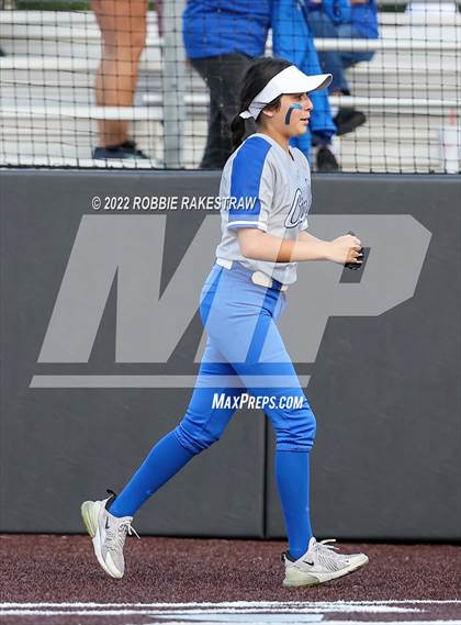 Thumbnail 1 in Joshua vs. Crandall (UIL 5A Region II Bi-District Playoff) photogallery.
