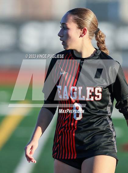 Thumbnail 1 in West Valley vs. East Valley (WIAA 2A Playoffs) photogallery.