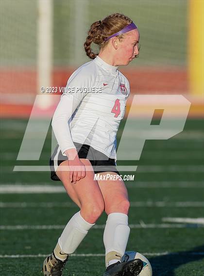 Thumbnail 2 in West Valley vs. East Valley (WIAA 2A Playoffs) photogallery.