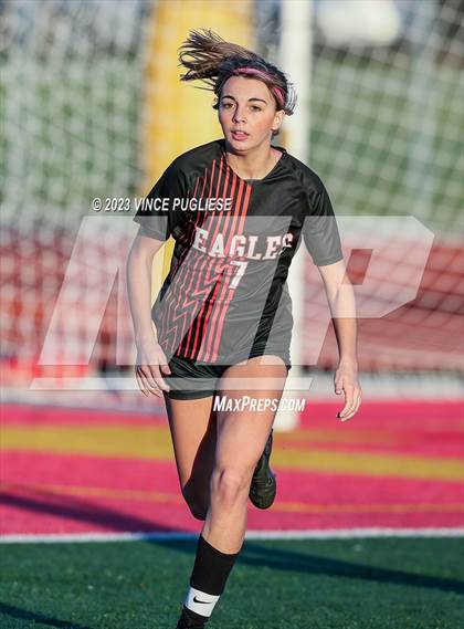 Thumbnail 2 in West Valley vs. East Valley (WIAA 2A Playoffs) photogallery.