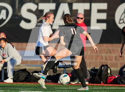 Thumbnail 2 in West Valley vs. East Valley (WIAA 2A Playoffs) photogallery.