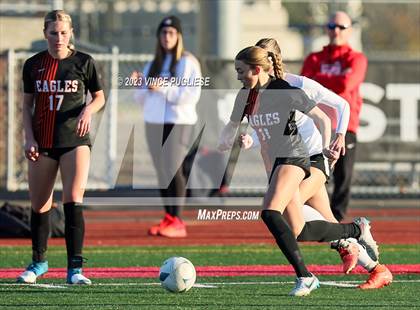 Thumbnail 2 in West Valley vs. East Valley (WIAA 2A Playoffs) photogallery.