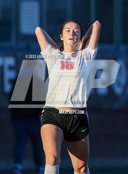 Thumbnail 2 in West Valley vs. East Valley (WIAA 2A Playoffs) photogallery.
