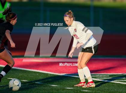 Thumbnail 2 in West Valley vs. East Valley (WIAA 2A Playoffs) photogallery.