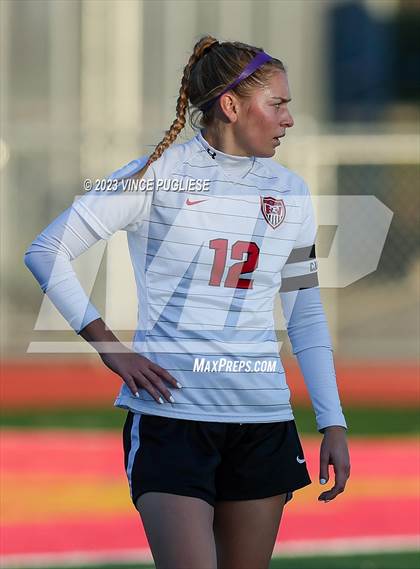 Thumbnail 2 in West Valley vs. East Valley (WIAA 2A Playoffs) photogallery.