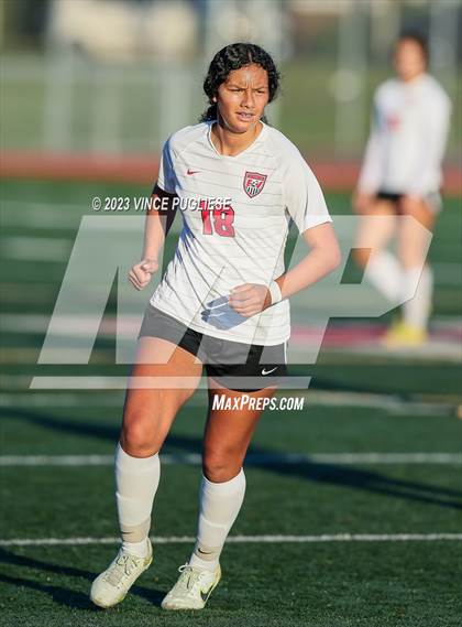 Thumbnail 2 in West Valley vs. East Valley (WIAA 2A Playoffs) photogallery.