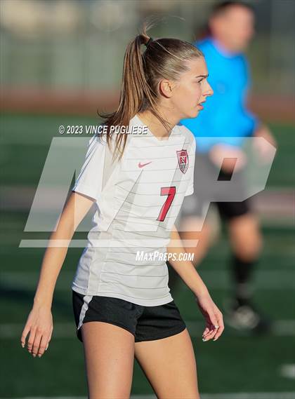 Thumbnail 1 in West Valley vs. East Valley (WIAA 2A Playoffs) photogallery.