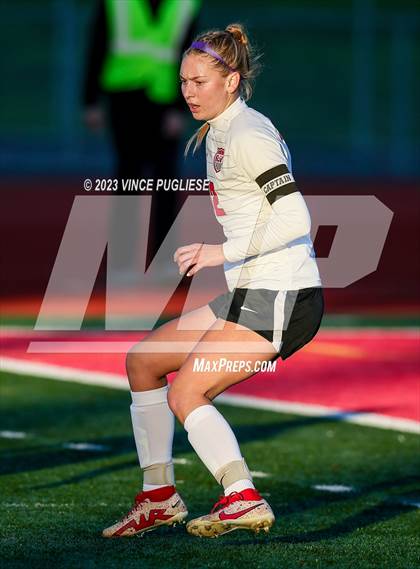 Thumbnail 2 in West Valley vs. East Valley (WIAA 2A Playoffs) photogallery.