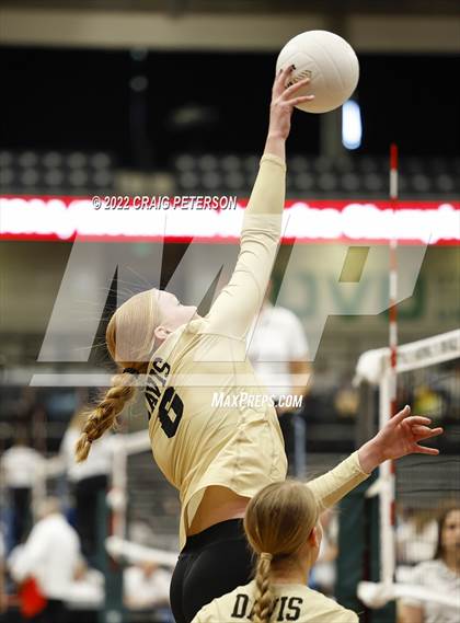 Thumbnail 1 in Copper Hills vs. Davis (UHSAA 6A Consolation Semifinal) photogallery.