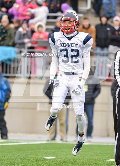 Thumbnail 3 in John F. Kennedy Catholic vs. Minster (OHSAA Division VII Final)  photogallery.