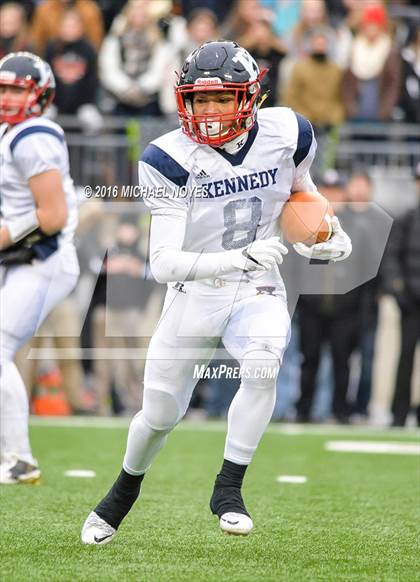 Thumbnail 3 in John F. Kennedy Catholic vs. Minster (OHSAA Division VII Final)  photogallery.