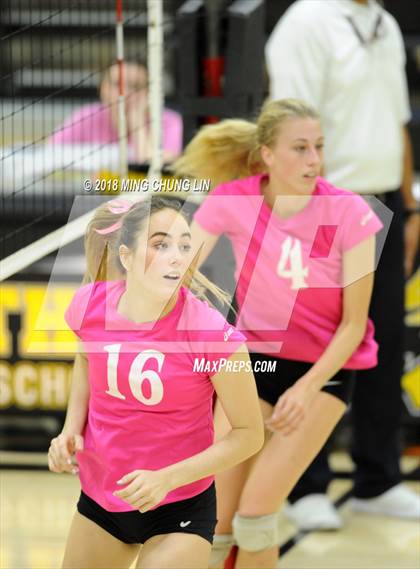 Thumbnail 1 in Brea Olinda @ Foothill photogallery.