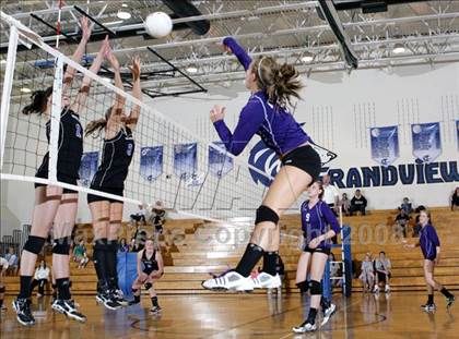 Thumbnail 1 in Fort Collins @ Grandview photogallery.