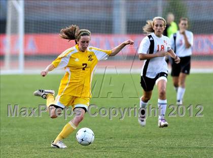 Thumbnail 2 in Thomas Jefferson Academy vs Southwest Onslow (NCHSAA 1A Final) photogallery.