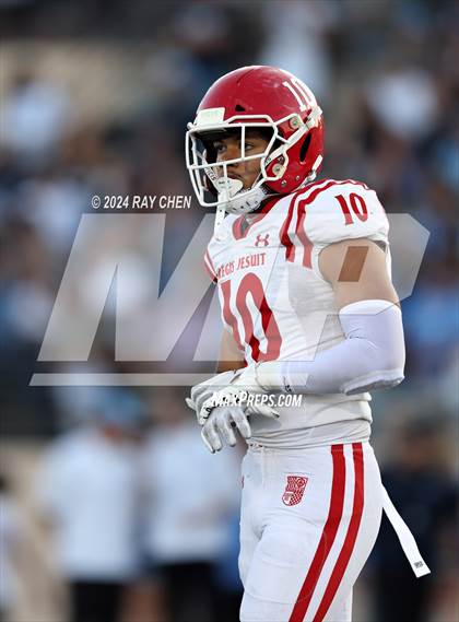 Thumbnail 3 in Regis Jesuit @ Valor Christian photogallery.