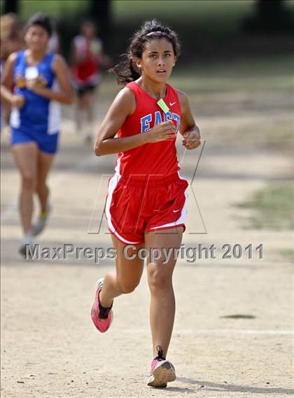 Thumbnail 2 in FR: McDonald's Roughrider Invitational (Frosh Girls Large School) photogallery.
