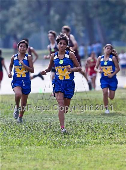 Thumbnail 1 in FR: McDonald's Roughrider Invitational (Frosh Girls Large School) photogallery.