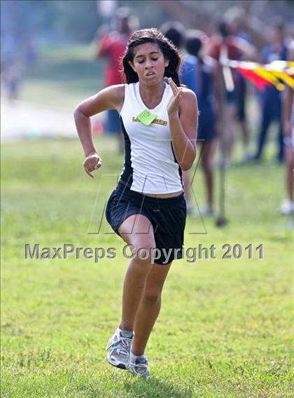 Thumbnail 3 in FR: McDonald's Roughrider Invitational (Frosh Girls Large School) photogallery.