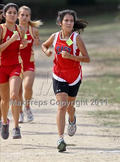 Thumbnail 2 in FR: McDonald's Roughrider Invitational (Frosh Girls Large School) photogallery.