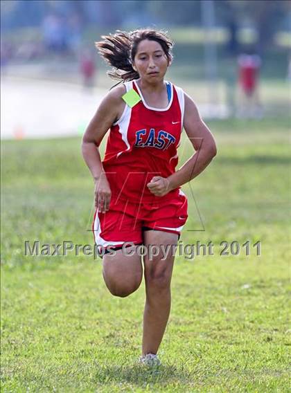 Thumbnail 1 in FR: McDonald's Roughrider Invitational (Frosh Girls Large School) photogallery.