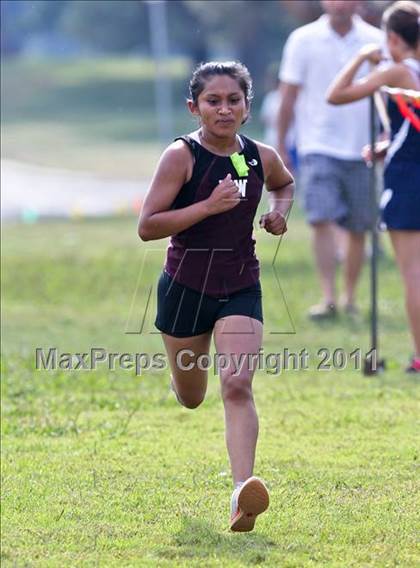 Thumbnail 1 in FR: McDonald's Roughrider Invitational (Frosh Girls Large School) photogallery.