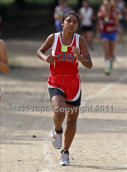 Thumbnail 1 in FR: McDonald's Roughrider Invitational (Frosh Girls Large School) photogallery.