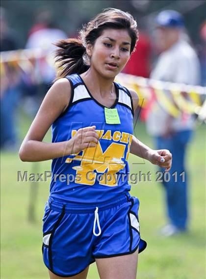 Thumbnail 3 in FR: McDonald's Roughrider Invitational (Frosh Girls Large School) photogallery.