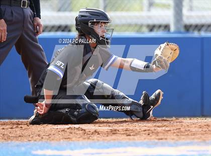 Thumbnail 2 in Oak Ridge @ Rocklin photogallery.